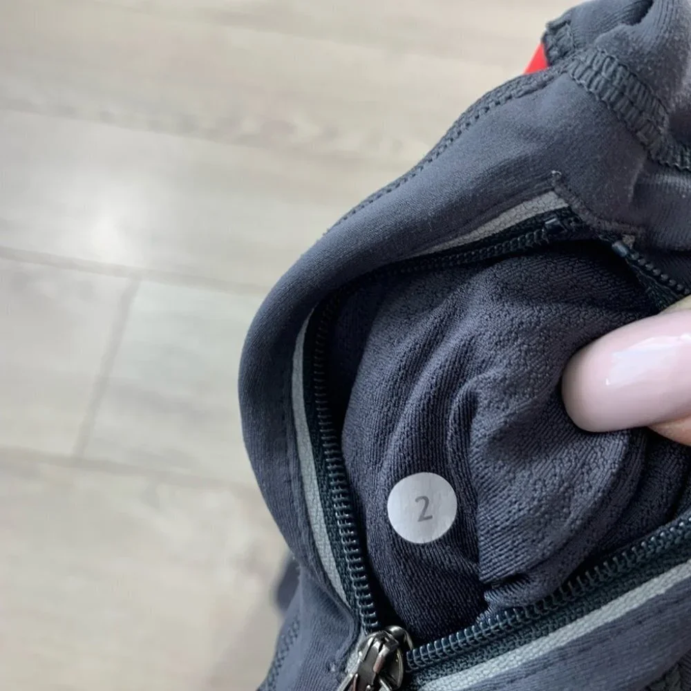 Lululemon Grey Run Crop Leggings - Picture 5 of 10